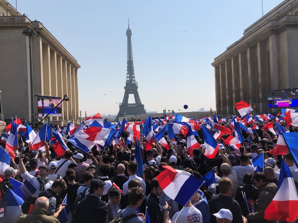 Meeting politique au Trocadéro